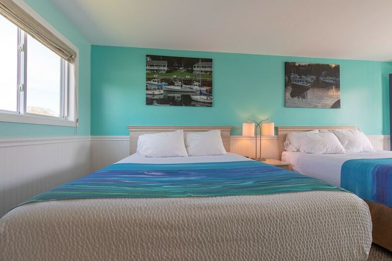 Hotel Footbridge Beach Motel