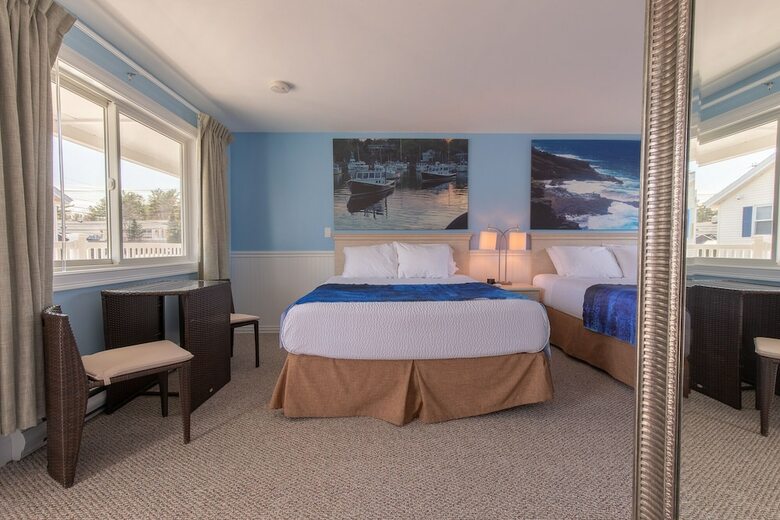Hotel Footbridge Beach Motel