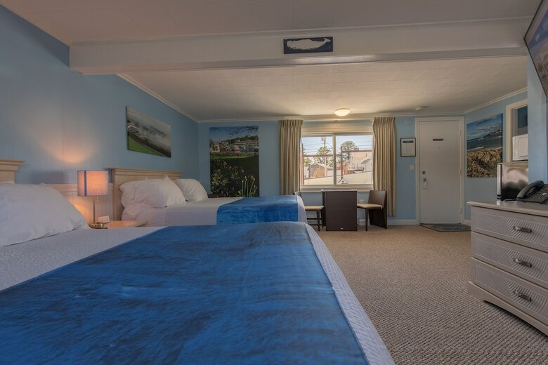 Hotel Footbridge Beach Motel