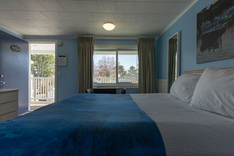 Hotel Footbridge Beach Motel