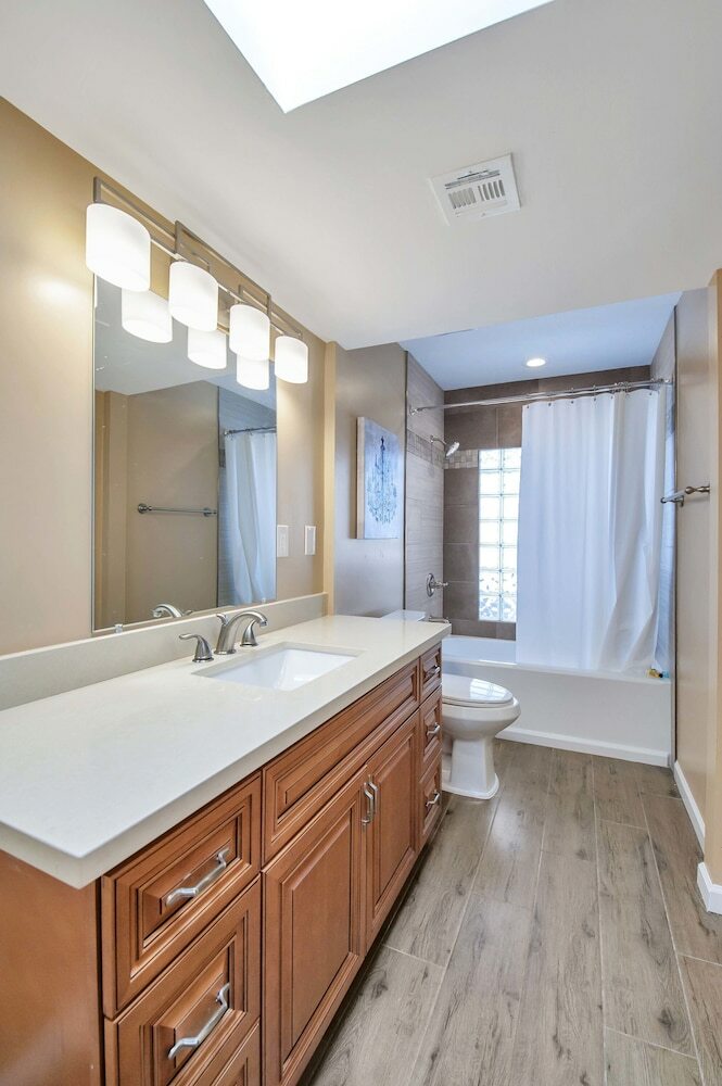 Redfield - 4 Bedroom Home - Scottsdale