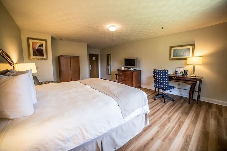Hotel Ramada By Wyndham Middletown Newport Area