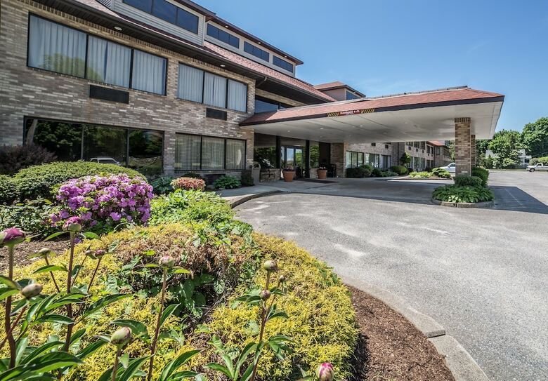 Hotel Ramada By Wyndham Middletown Newport Area