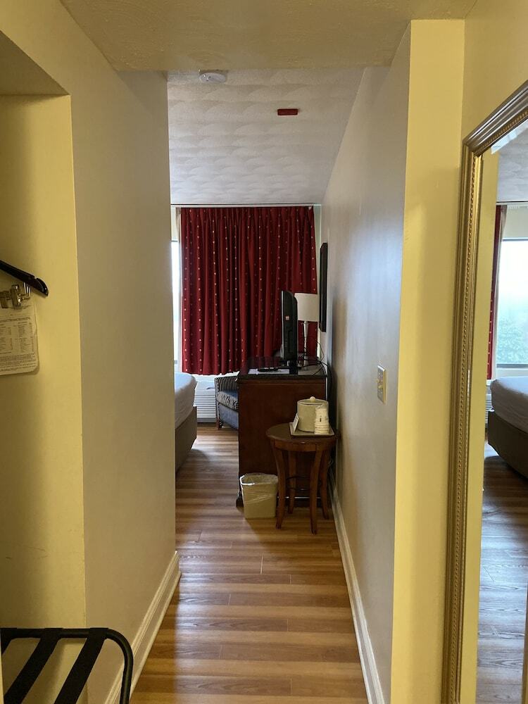 Hotel Ramada By Wyndham Middletown Newport Area