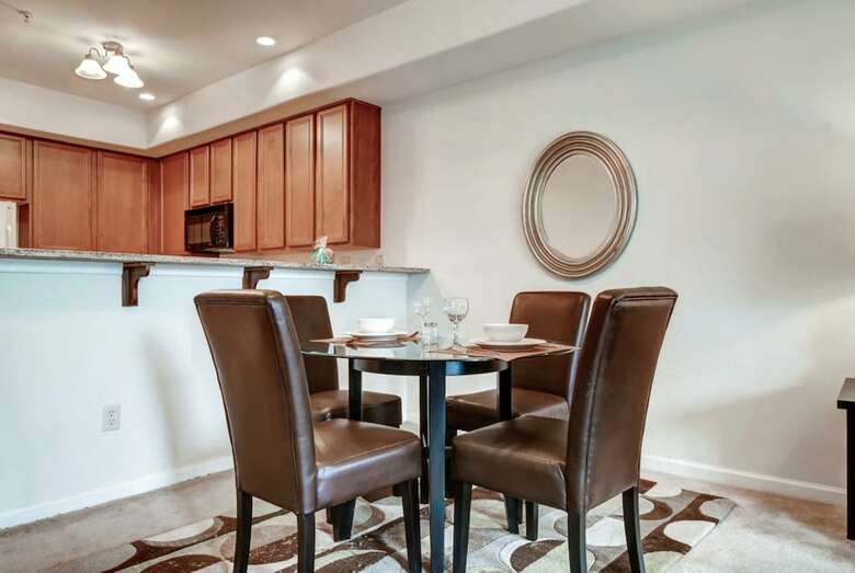 Global Luxury Suites At Cherry Hill