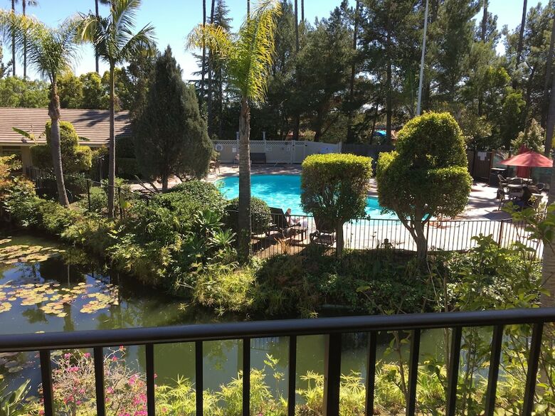 Hotel Ramada By Wyndham Santa Barbara