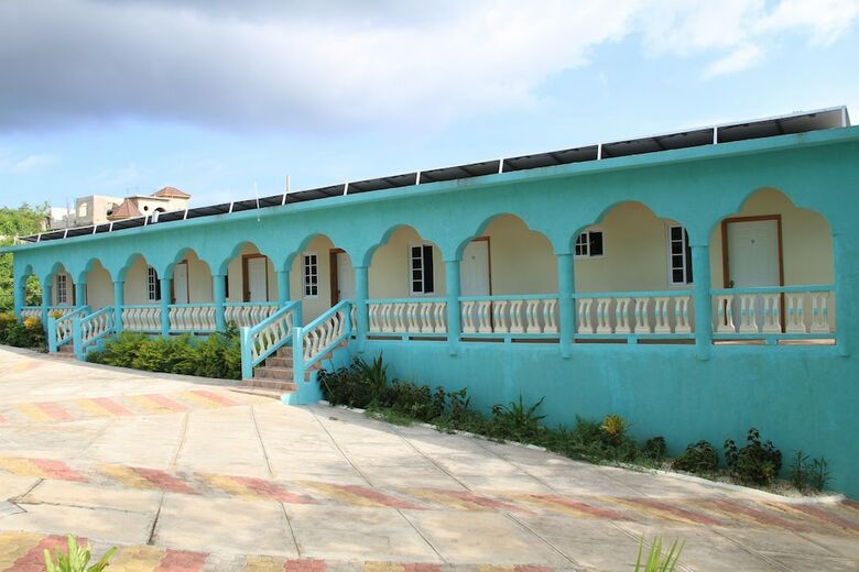 Hotel Negril Sky Blue Resorts