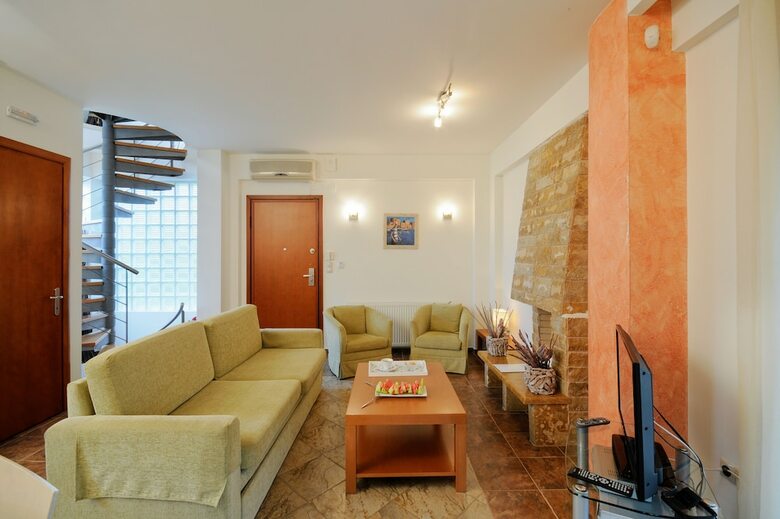 Aparthotel Polyastron Place Hotel & Spa