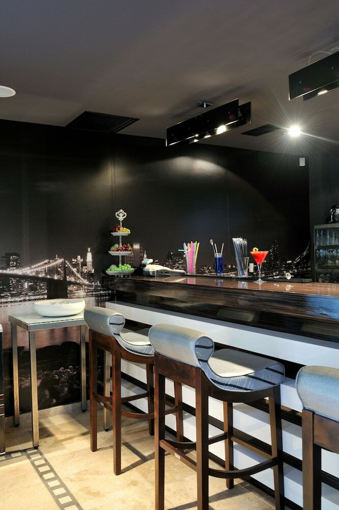 Aparthotel Polyastron Place Hotel & Spa