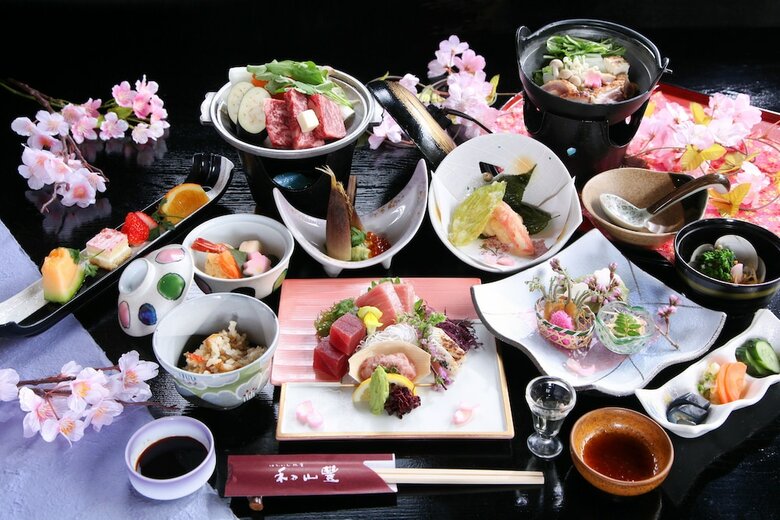 Yufuin Ryoan Wazanhou