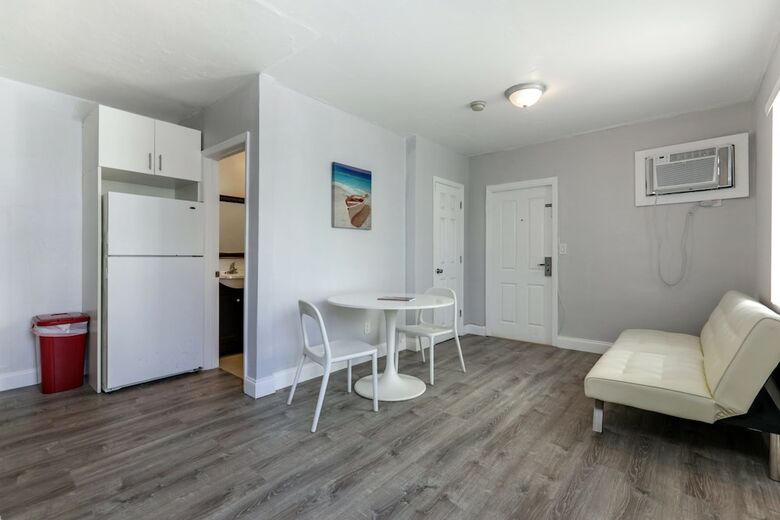 Oceanside Boutique Hotel - Hollywood