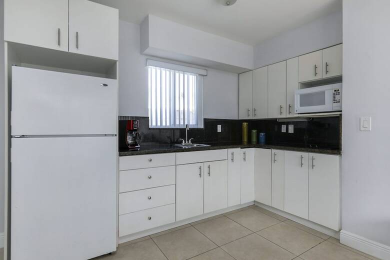 Oceanside Boutique Hotel - Hollywood