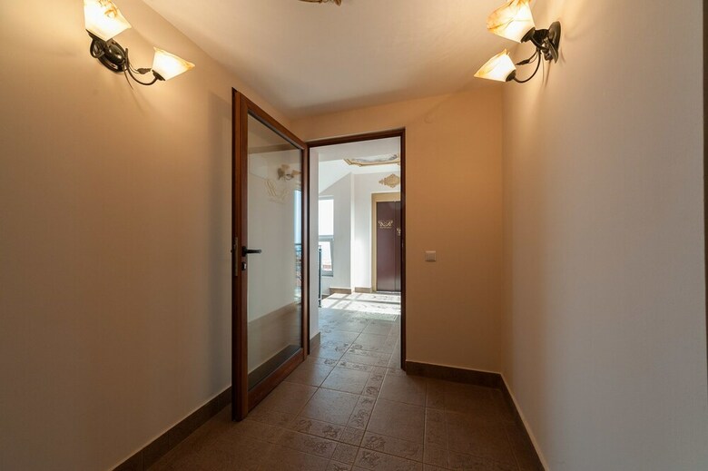 Roel Residence Apartments