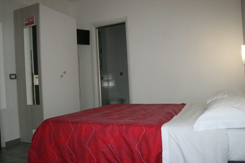 Hotel Coral Rooms