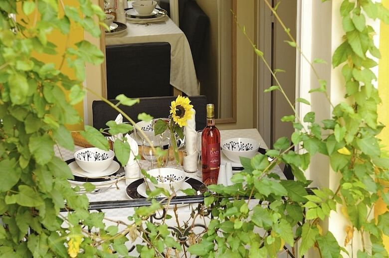 Les Patios Du Marais