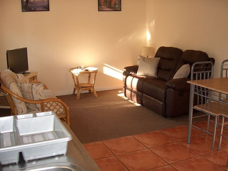 Bed & Breakfast Koo Karoo Guest Lodge