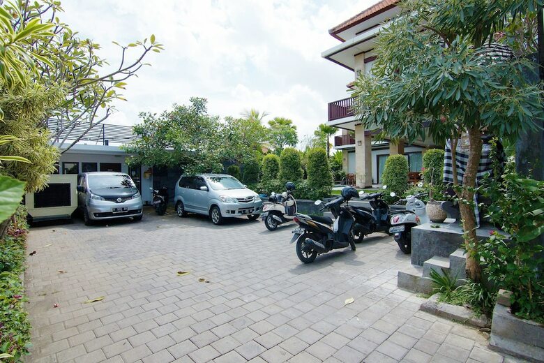 Hotel Zen Rooms Batu Bolong Canggu