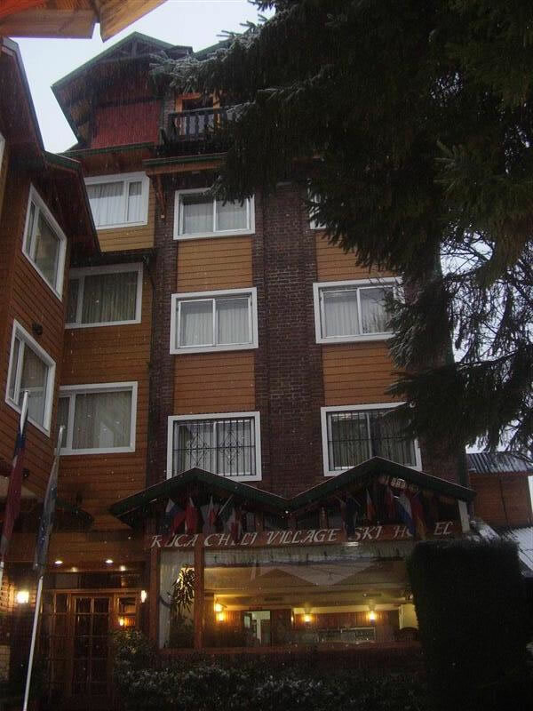 Ruca Cheli Village Ski Hotel