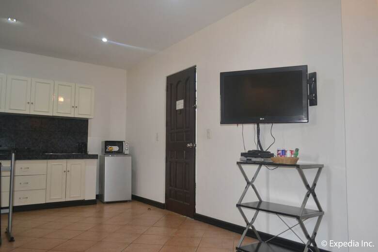 Hotel Apartelle Royal