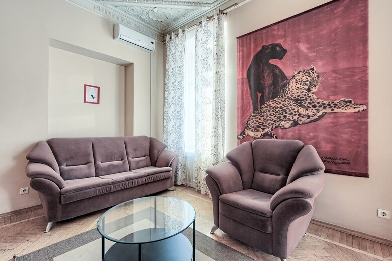 Hotel Oksanas Nevskiy 64