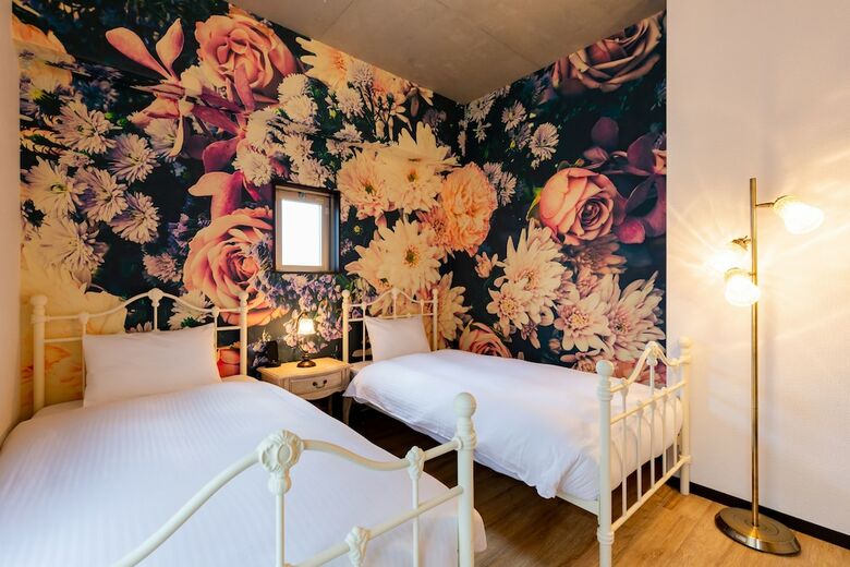 Apartamentos Japaning Hotel Oxa