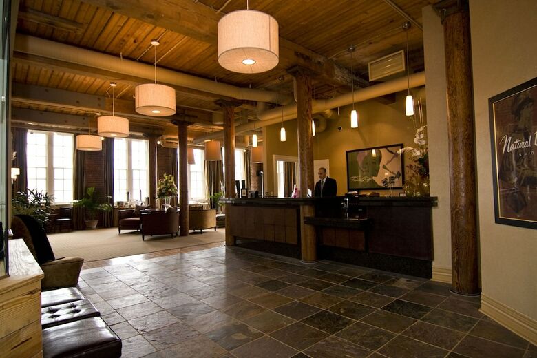 Craddock Terry Hotel And Event Center