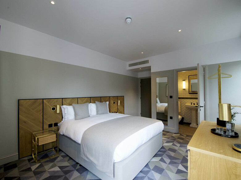 Victory House London Hotel