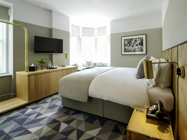 Victory House London Hotel