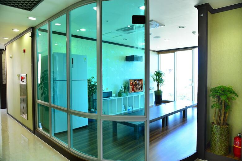 Hostal Seom Guesthouse - Hostel