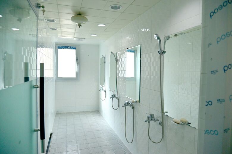 Hostal Seom Guesthouse - Hostel