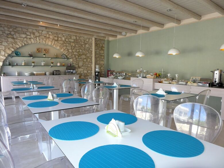 Amaryllis Beach Hotel