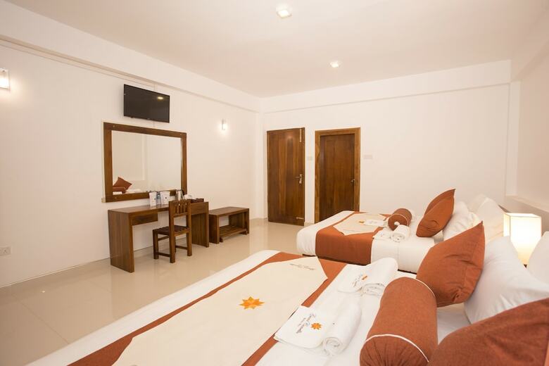 Hotel Grand Camellia