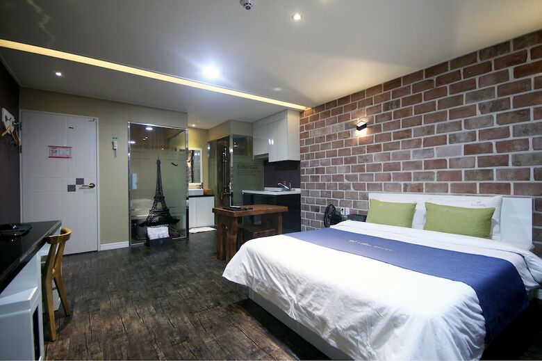 Hotel Wep Gimhae