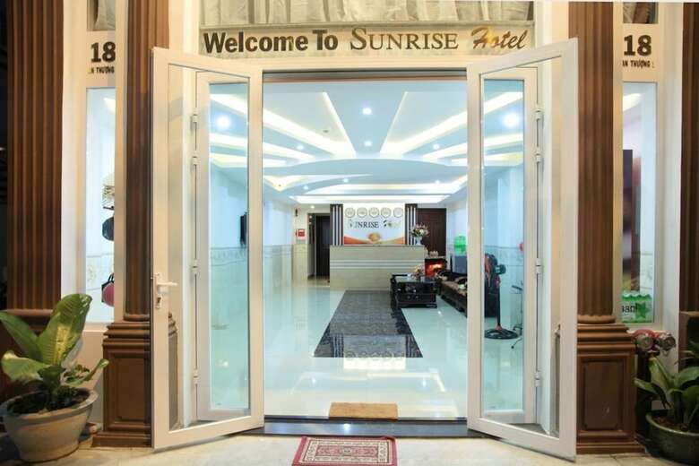 Sunrise Hotel