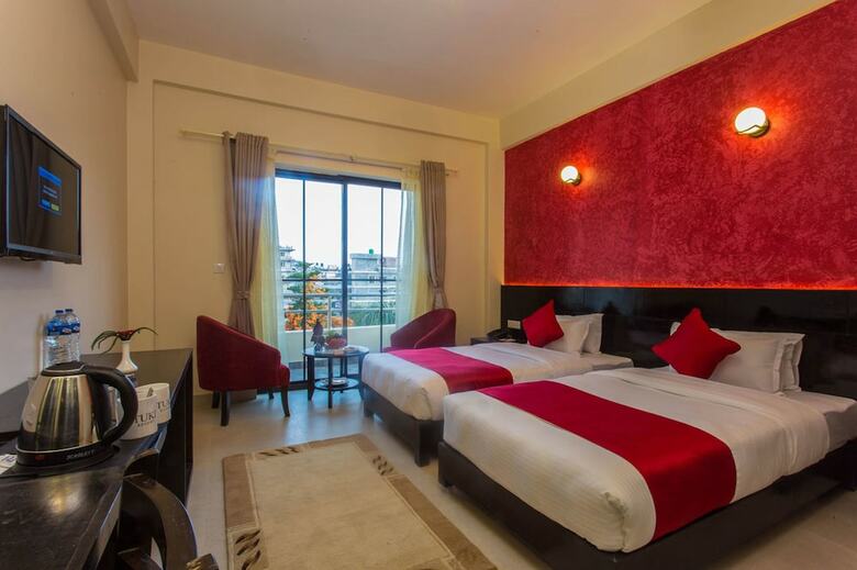 Hotel Tuki Resort