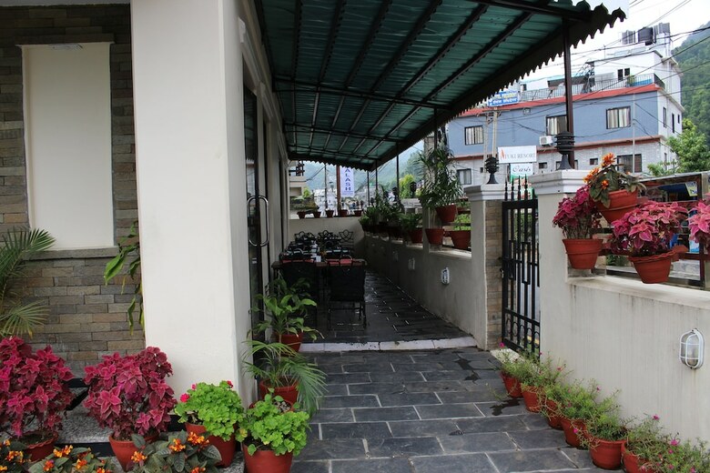 Hotel Tuki Resort