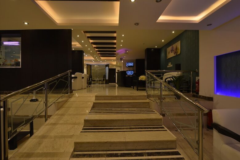 Hotel La Fontaine Al Safwa Suites