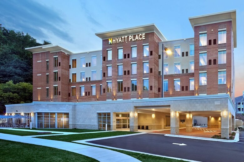 Hotel Hyatt Place Chapel Hill / Southern Village
