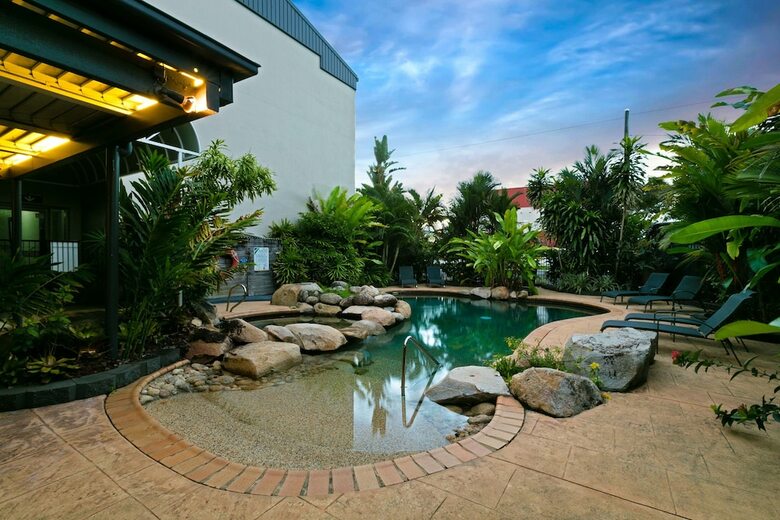 Cascade Gardens