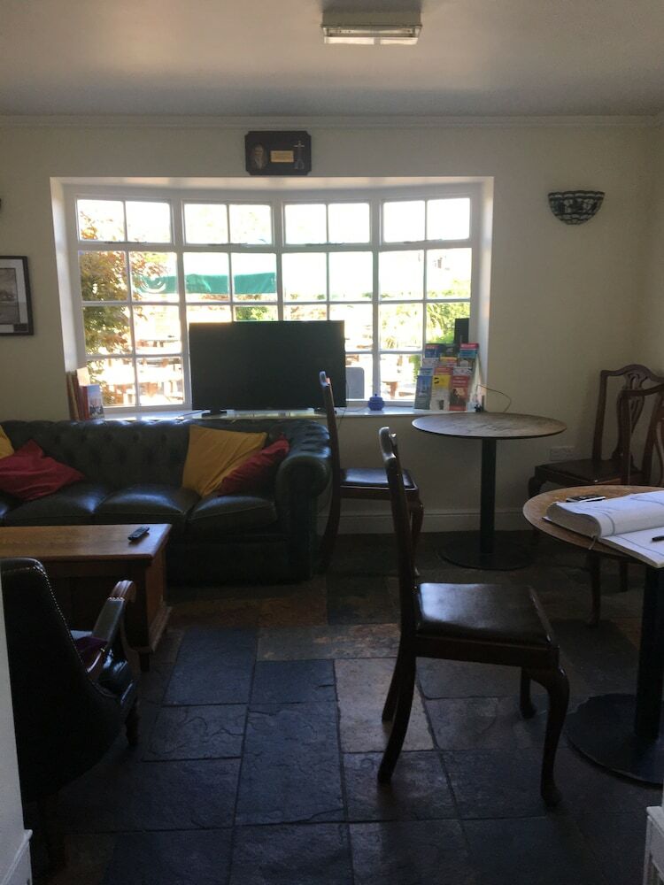 The Old Lodge Hotel