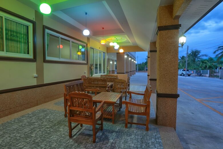 Hotel V Residence