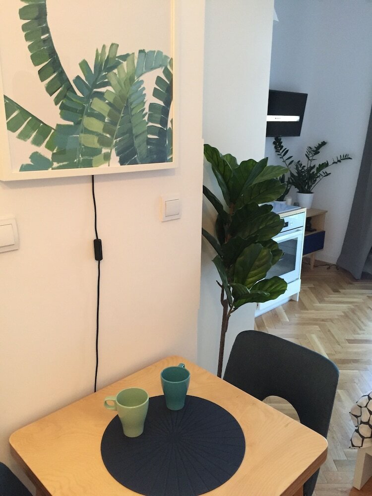 Palm Aparts Warsaw