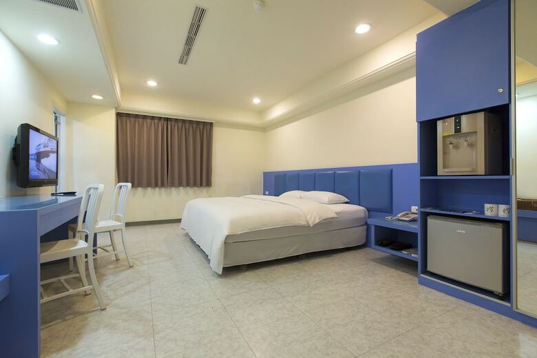 The Young Hotel