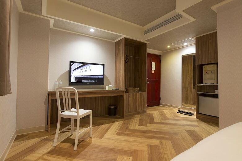 The Young Hotel