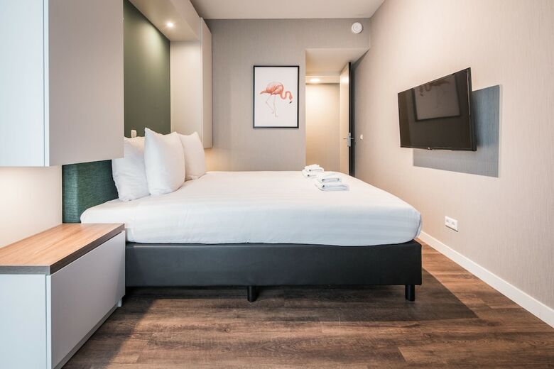 Short Stay Group Ndsm  Serviced Apartments