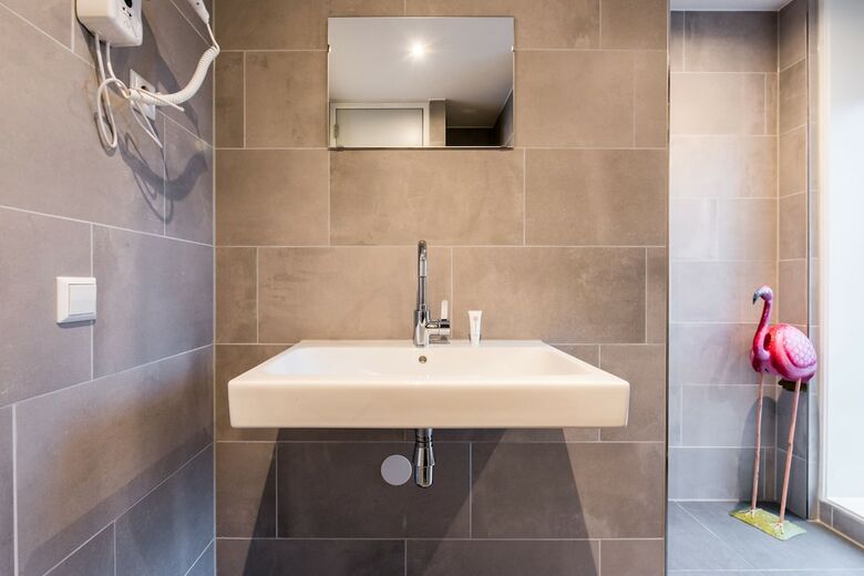 Short Stay Group Ndsm  Serviced Apartments