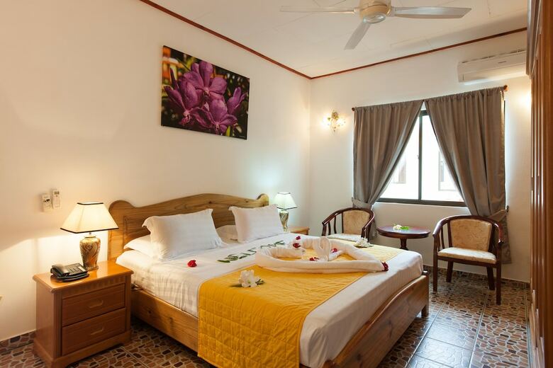 Hotel Orchid Self Catering Apartment