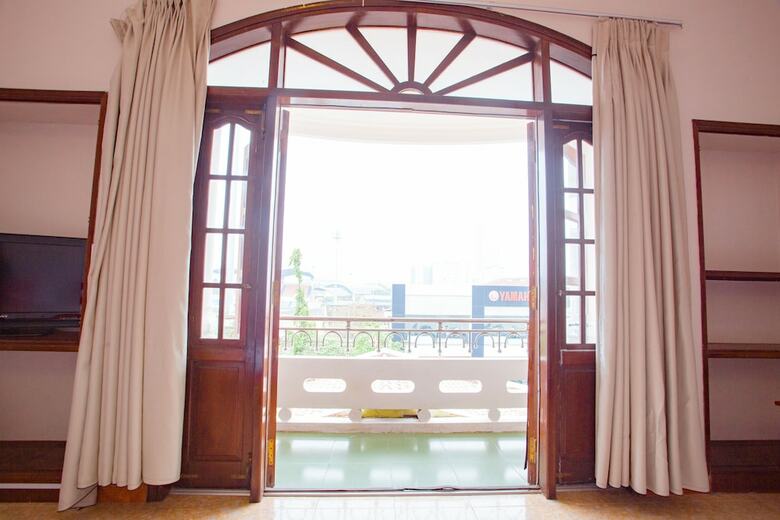 Oyo 720 Glenda Hotel