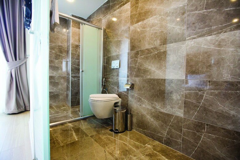 Hotel Alesha Suite