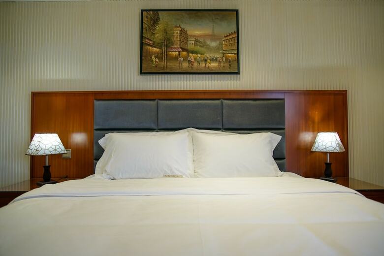 Swiss Lenana Mount Hotel